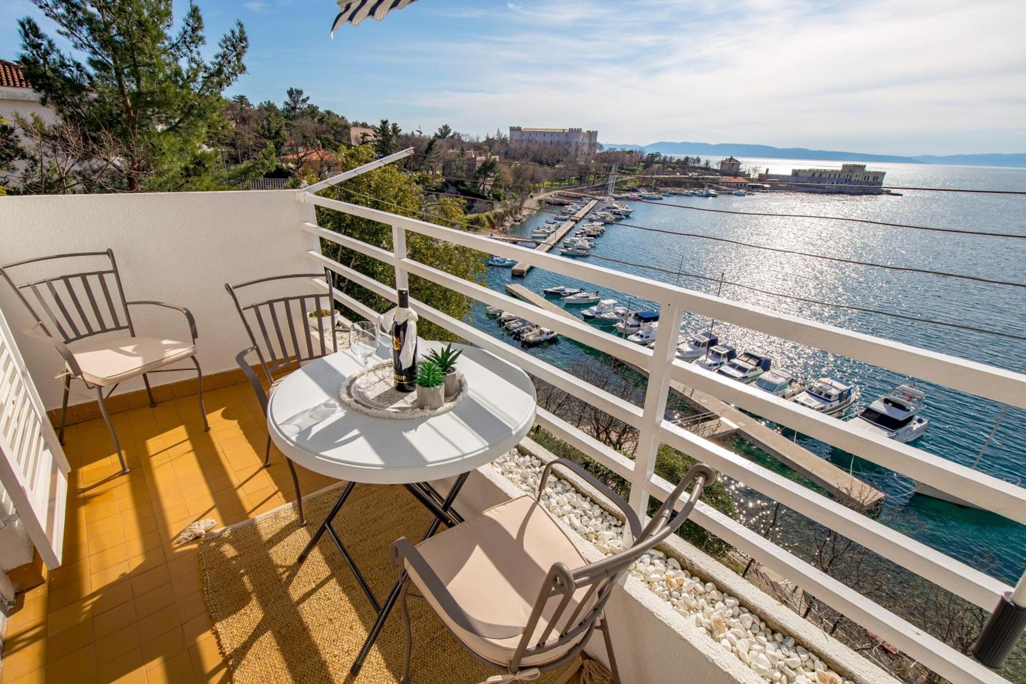 Blue Port Apartment Кралевица Екстериор снимка